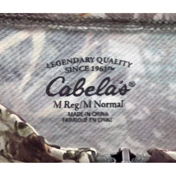 Women's - Cabela's Camo Long Sleeve Quarter Zip Top, Size Medium - Picture 4 of 8